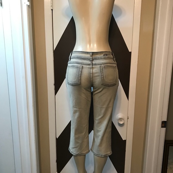 FUBU Denim - NWOT FUBU COLLECTION  distressed JEANS